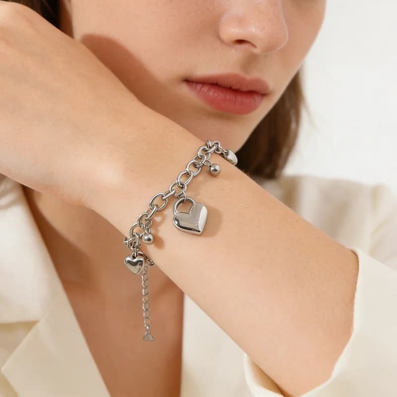 Ezüst színű szív gyöngy medál bangle karkötő